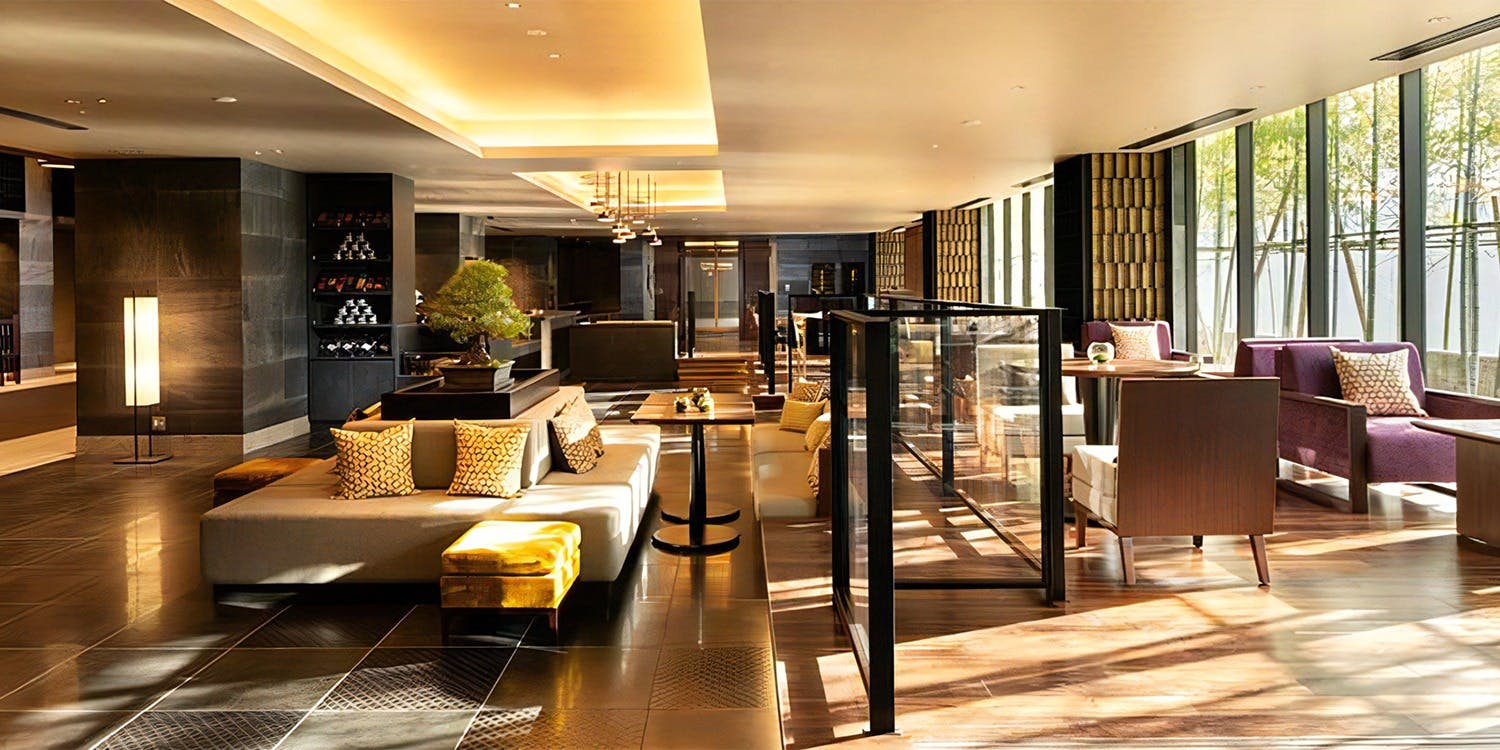 グローブラウンジ 会場